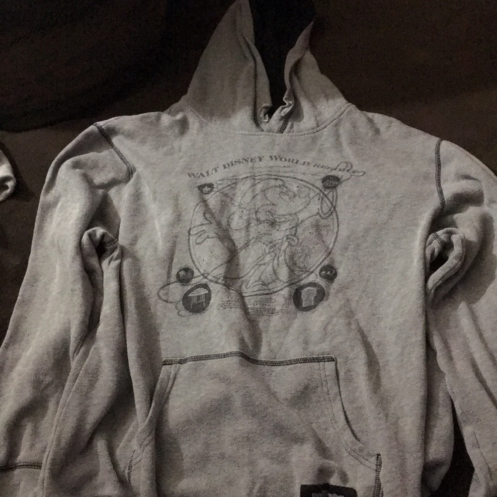 Walt Disney World Resort sweatshirt